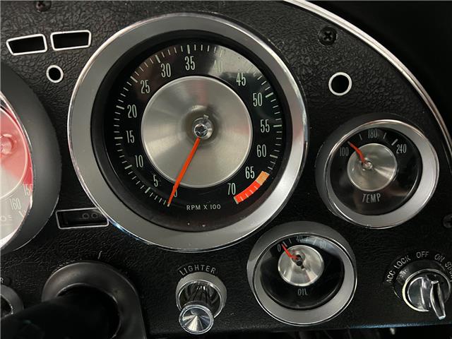 1963 Chevrolet Corvette Stingray Convertible (Stk: 107153) in Watford - Image 27 of 48