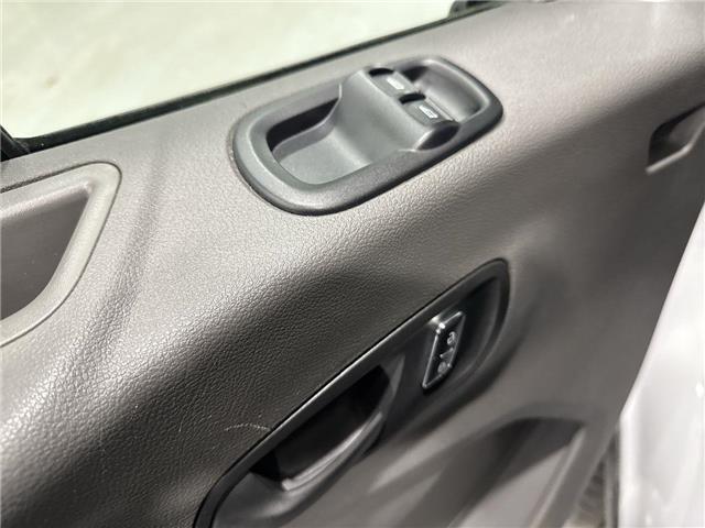 2023 Ford Transit-250 Cargo (Stk: ATNP1168) in Vaughan - Image 12 of 29 2023 Ford Transit-250 Cargo (Stk: ATNP1168) in Vaughan - Image 12 of 29