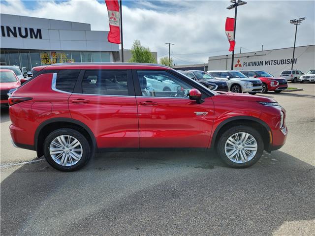 2025 Mitsubishi Outlander PHEV LE (Stk: R1046) in Calgary - Image 8 of 19