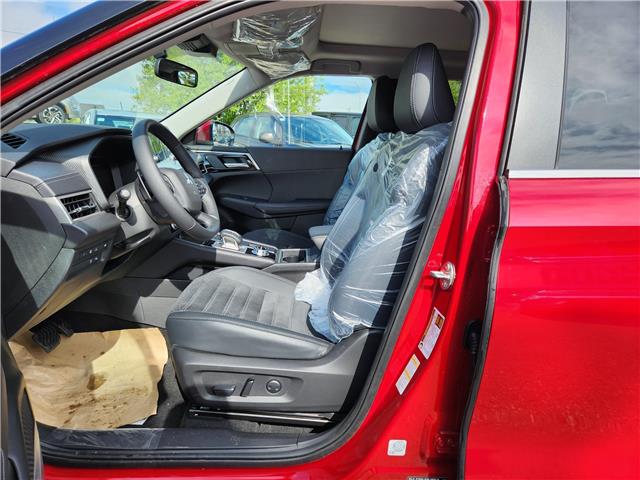 2025 Mitsubishi Outlander PHEV LE (Stk: R1046) in Calgary - Image 11 of 19