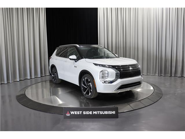 2025 Mitsubishi Outlander PHEV GT (Stk: P25103) in Edmonton - Image 1 of 29