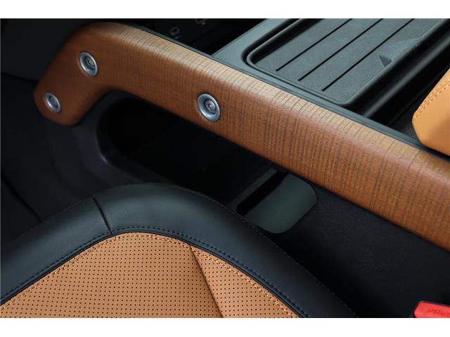 2023 Land Rover Defender X (Stk: D913402) in London - Image 21 of 37