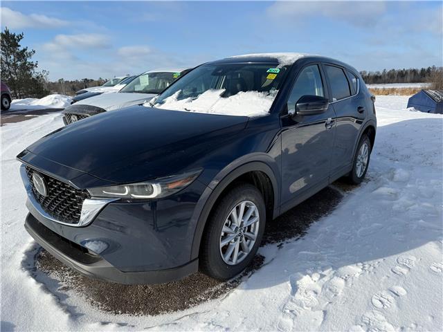 2025 Mazda CX-5 GS (Stk: 225-38) in Pembroke - Image 1 of 1