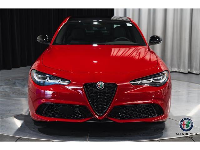 2025 Alfa Romeo Giulia Base (Stk: AR2505) in Edmonton - Image 2 of 27 2025 Alfa Romeo Giulia Base (Stk: AR2505) in Edmonton - Image 2 of 27