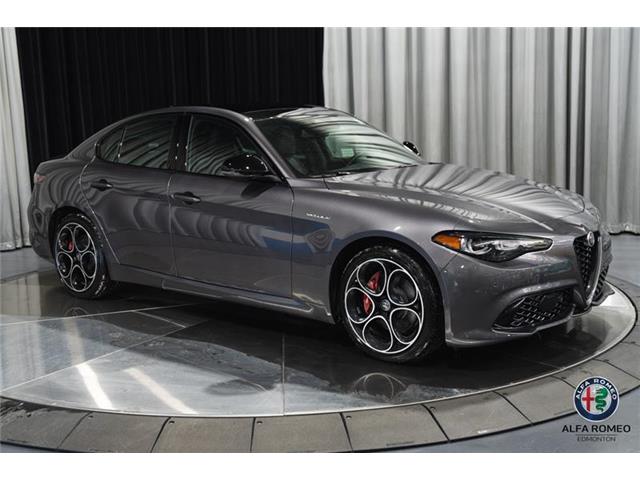 2025 Alfa Romeo Giulia Base (Stk: AR2510) in Edmonton - Image 3 of 27 2025 Alfa Romeo Giulia Base (Stk: AR2510) in Edmonton - Image 3 of 27