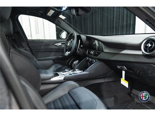 2025 Alfa Romeo Giulia Base (Stk: AR2510) in Edmonton - Image 22 of 27 2025 Alfa Romeo Giulia Base (Stk: AR2510) in Edmonton - Image 22 of 27