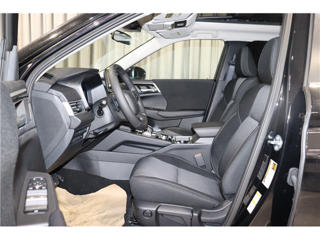 2025 Mitsubishi Outlander PHEV SE (Stk: P25094) in Edmonton - Image 10 of 27