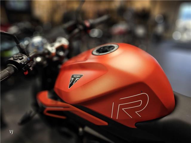 2025 Triumph STREET TRIPLE R (Stk: 25TS-025) in Grande Prairie - Image 7 of 17