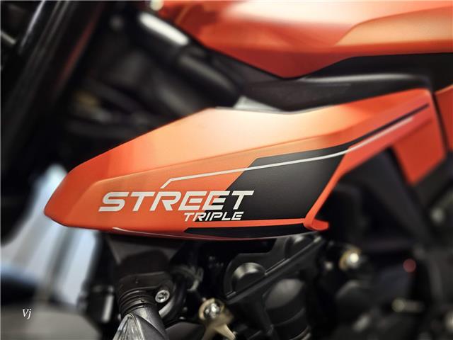 2025 Triumph STREET TRIPLE R (Stk: 25TS-025) in Grande Prairie - Image 9 of 17
