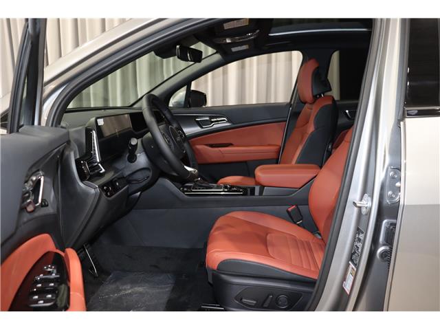 2025 Kia Sportage EX Premium w/Red Interior (Stk: 25836) in Edmonton - Image 9 of 26