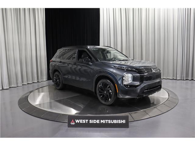 2024 Mitsubishi Outlander GT NOIR (Stk: T241007) in Edmonton - Image 1 of 31
