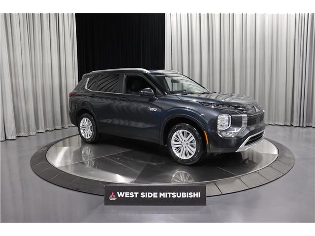2025 Mitsubishi Outlander PHEV SE (Stk: P25132) in Edmonton - Image 1 of 26