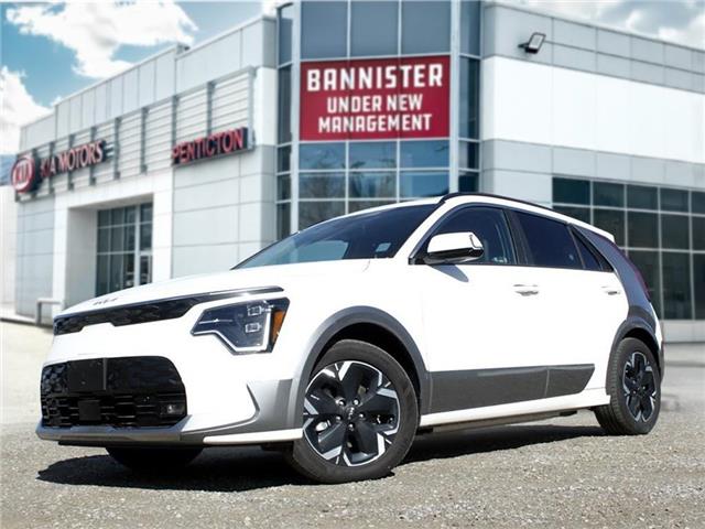 2024 Kia Niro EV Wave w/Snow White Pearl & Grey Exterior (Stk: 5924N05) in Penticton - Image 1 of 25