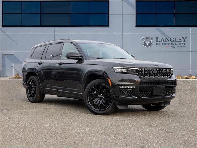 2024 Jeep Grand Cherokee L Summit (Stk: R591062) in Surrey - Image 1 of 27