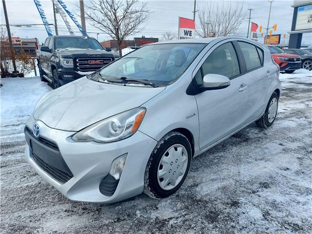 2016 Toyota Prius C Base in Ottawa - Image 1 of 26