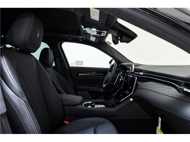 2025 Maserati Grecale Modena (Stk: 1310MC) in Calgary - Image 28 of 39