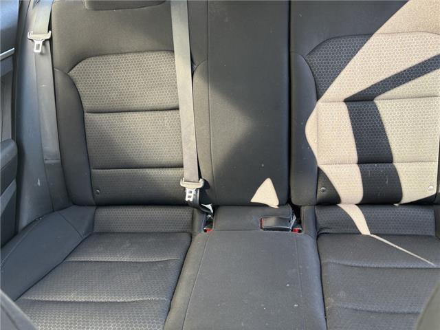 2017 Hyundai Elantra  (Stk: 2596) in Hawkesbury - Image 9 of 16