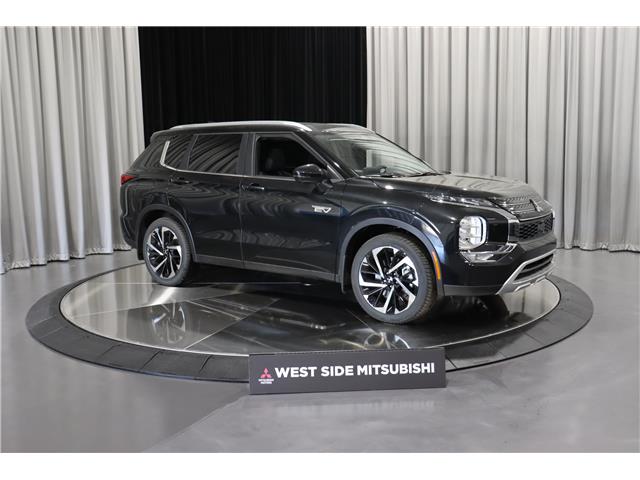 2025 Mitsubishi Outlander PHEV SEL (Stk: P25188) in Edmonton - Image 1 of 26