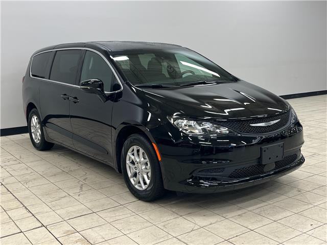 2025 Chrysler Grand Caravan SXT (Stk: R528778) in Courtenay - Image 1 of 19