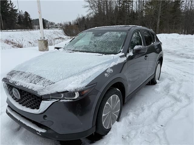 2025 Mazda CX-5 GS (Stk: 225-60) in Pembroke - Image 1 of 1