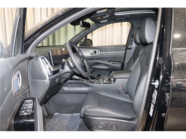 2025 Kia Sorento 2.5T X-Pro w/Black Interior (Stk: 25896) in Edmonton - Image 9 of 25