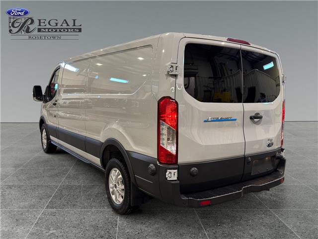 2022 Ford E-Transit-350 Cargo Base (Stk: N8573) in ROSETOWN - Image 5 of 17
