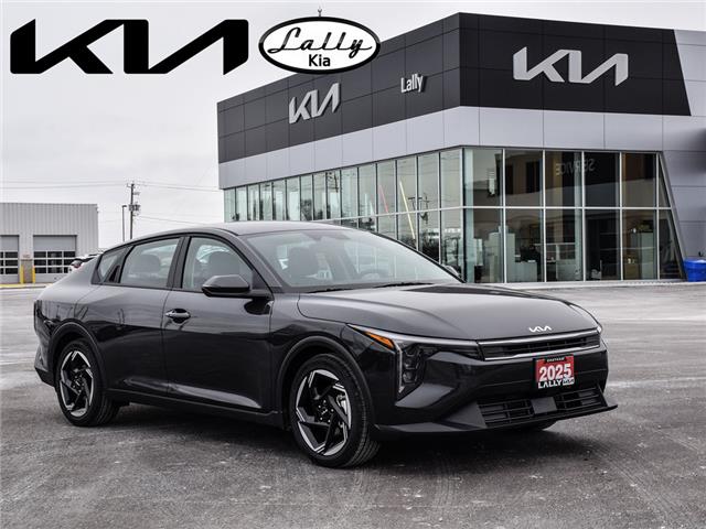 2025 Kia K4 EX (Stk: LKFR00202) in Chatham - Image 1 of 27