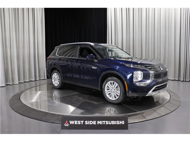 2025 Mitsubishi Outlander PHEV LE (Stk: P25126) in Edmonton - Image 1 of 23