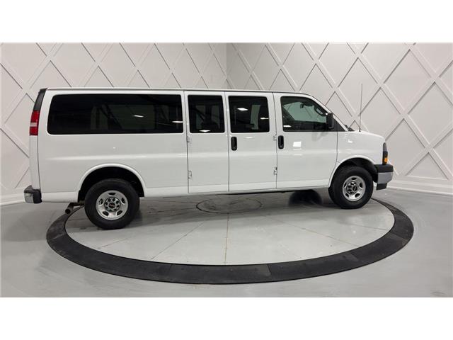 2024 GMC Savana 3500 LT (Stk: ATNP9086) in Vaughan - Image 9 of 28