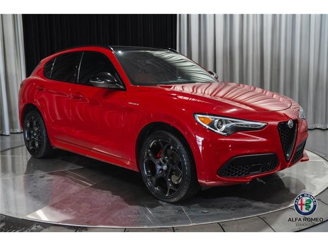 2022 Alfa Romeo Stelvio ti (Stk: AB015) in Edmonton - Image 3 of 27 2022 Alfa Romeo Stelvio ti (Stk: AB015) in Edmonton - Image 3 of 27