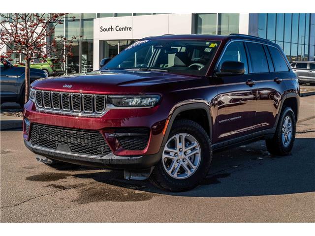 2024 Jeep Grand Cherokee Laredo (Stk: SU7523) in Calgary - Image 1 of 33