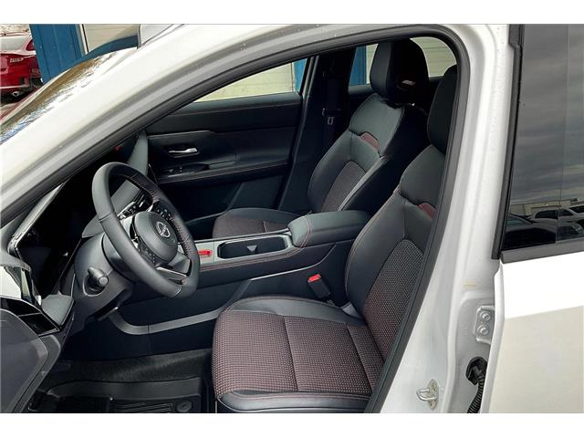2025 Nissan Kicks SR (Stk: 25KK7598) in Cranbrook - Image 9 of 13