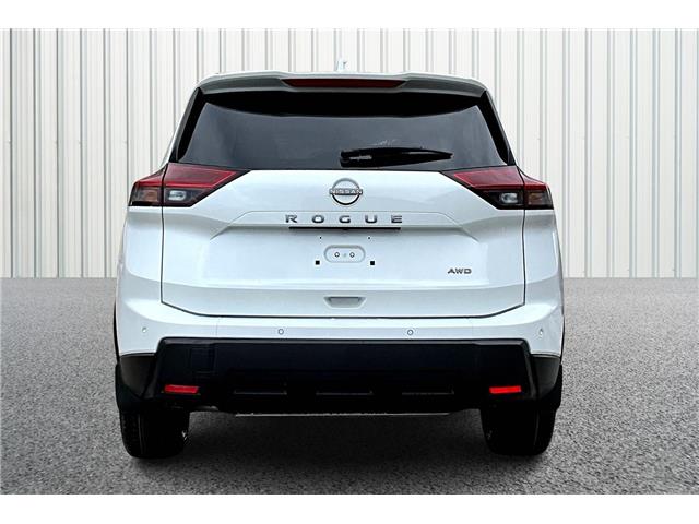 2025 Nissan Rogue SV Moonroof (Stk: 25RG1700) in Cranbrook - Image 4 of 13
