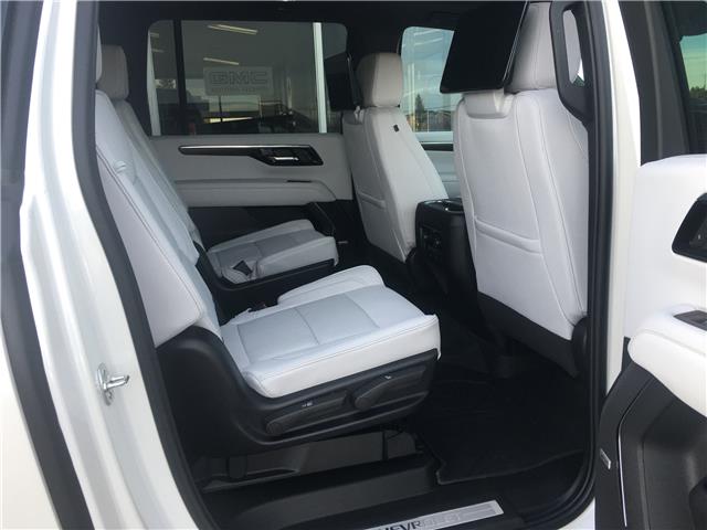 2025 Chevrolet Suburban Premier (Stk: 25SB5780) in Pincher Creek - Image 12 of 19