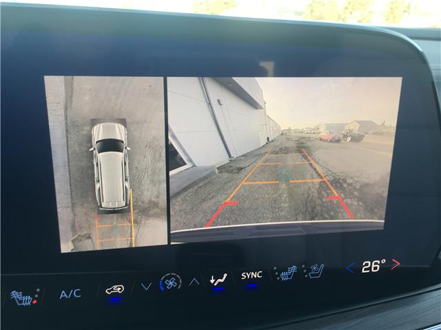 2025 Chevrolet Suburban Premier (Stk: 25SB5780) in Pincher Creek - Image 17 of 19