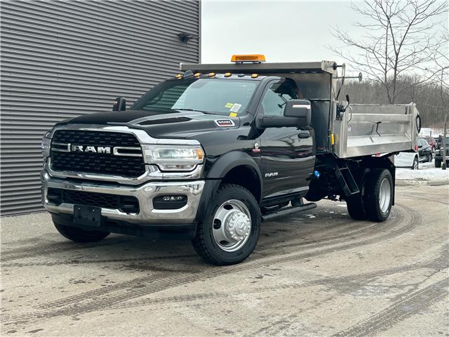 2024 RAM 5500 Chassis Tradesman/SLT (Stk: 24628) in London - Image 1 of 45