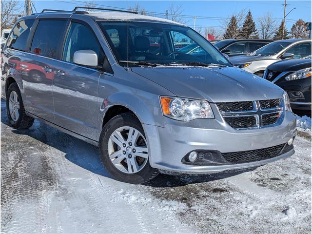 2019 Dodge Grand Caravan Crew in Ottawa - Image 1 of 43