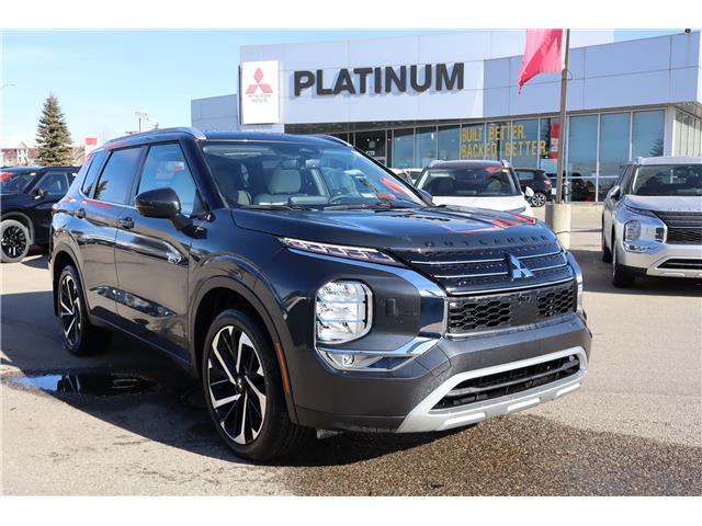 2025 Mitsubishi Outlander PHEV SEL (Stk: R1069) in Calgary - Image 1 of 24