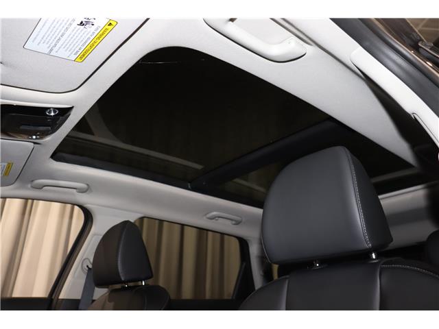2025 Kia Sorento 2.5T X-Line (Stk: 25966) in Edmonton - Image 11 of 25