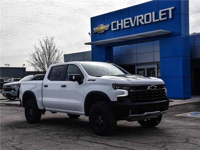 2025 Chevrolet Silverado 1500 ZR2 (Stk: LC1S00272) in Tilbury - Image 1 of 32