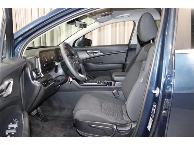 2023 Kia Sportage LX (Stk: 24862) in Edmonton - Image 10 of 21 2023 Kia Sportage LX (Stk: 24862) in Edmonton - Image 10 of 21