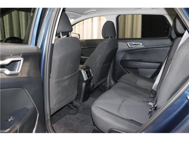 2023 Kia Sportage LX (Stk: 24862) in Edmonton - Image 17 of 21 2023 Kia Sportage LX (Stk: 24862) in Edmonton - Image 17 of 21