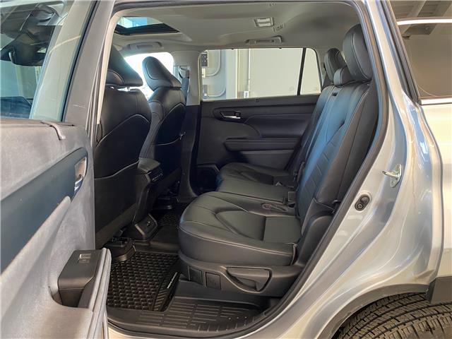 2023 Toyota Highlander XLE (Stk: V2982) in Prince Albert - Image 9 of 14