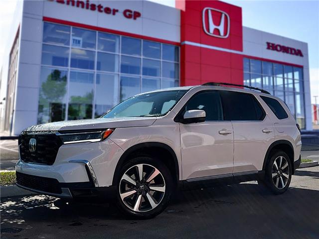 2025 Honda Pilot Touring (Stk: H56-8227) in Grande Prairie - Image 1 of 30