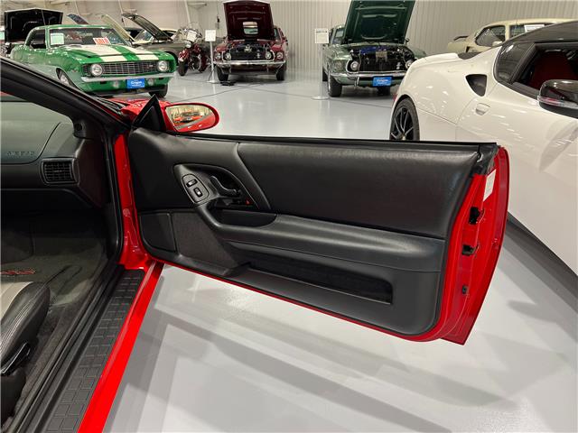 2002 Chevrolet Camaro Z28 (Stk: 121082) in Watford - Image 28 of 33