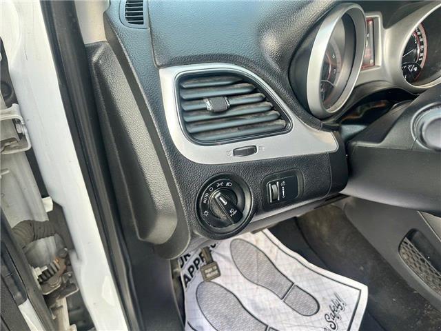 2016 Dodge Journey SXT/Limited (Stk: D102416-1) in Scarborough - Image 12 of 16