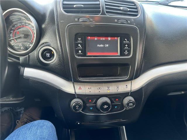 2016 Dodge Journey SXT/Limited (Stk: D102416-1) in Scarborough - Image 13 of 16