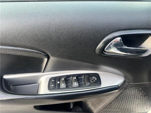 2016 Dodge Journey SXT/Limited (Stk: D102416-1) in Scarborough - Image 15 of 16