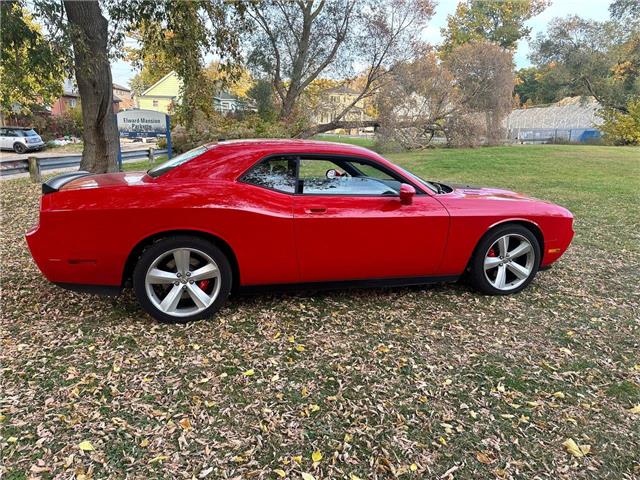 2009 Dodge Challenger SRT8 (Stk: D588843) in Scarborough - Image 6 of 31