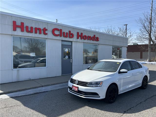 2016 Volkswagen Jetta Comfortline (Stk: 8889B) in Ottawa - Image 1 of 17